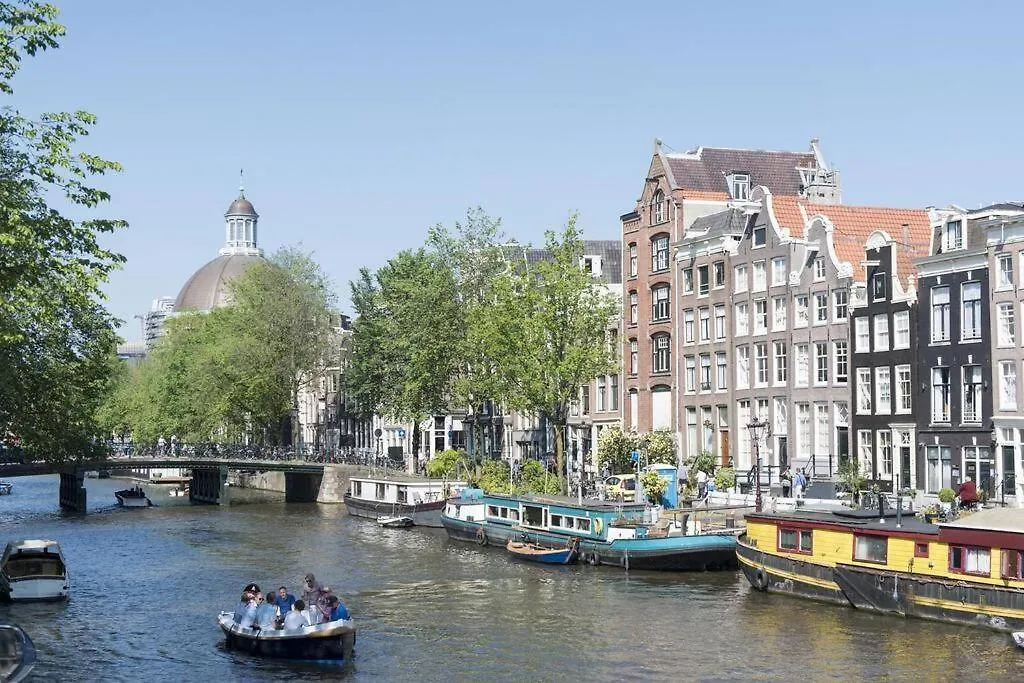Stylish Canalhouse A Amsterdam Netherlands
